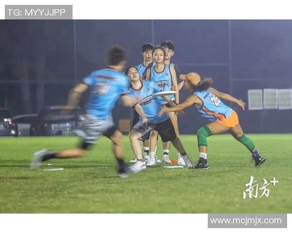 广州飞盘队在世界滑板锦标赛中以83分稳居积分榜首位